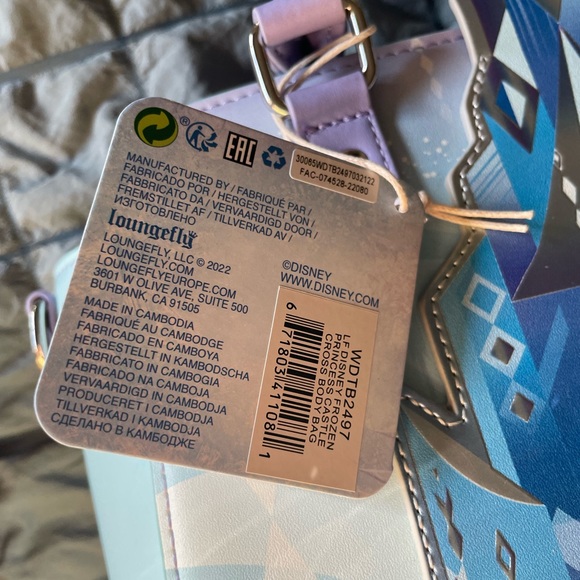 Loungefly Disney Frozen Elsa Olaf Anna Kristoff Castle Crossbody Bag/purse - Picture 3 of 12